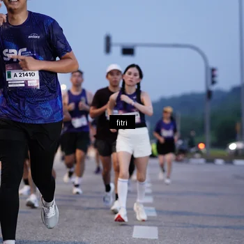 Runner Photo 7446464