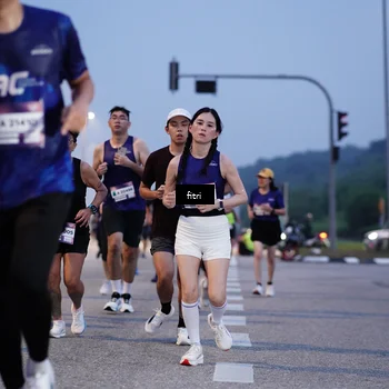 Runner Photo 7446477