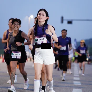 Runner Photo 7446488