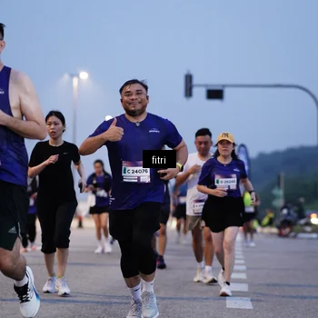Runner Photo 7446493