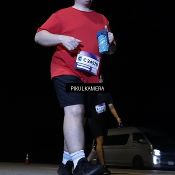 Runner Photo 7446498
