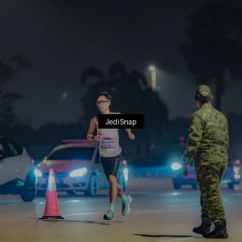 Runner Photo 7446518