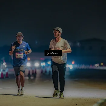Runner Photo 7446524