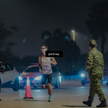 Runner Photo 7446529