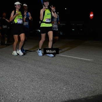 Runner Photo 7446548