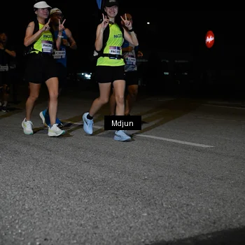 Runner Photo 7446549