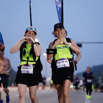 Runner Photo 7446635