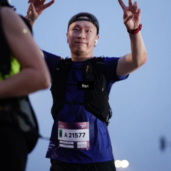 Runner Photo 7446646