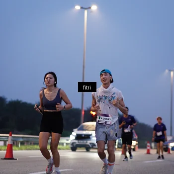 Runner Photo 7446667
