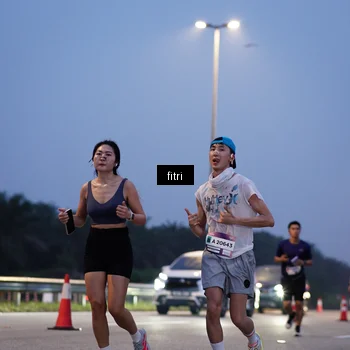 Runner Photo 7446670