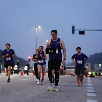 Runner Photo 7446684