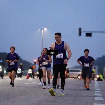 Runner Photo 7446685