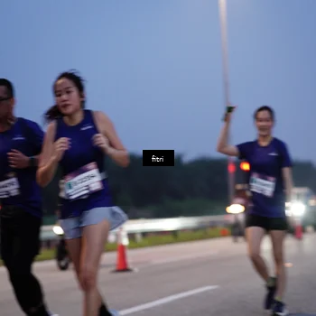 Runner Photo 7446692