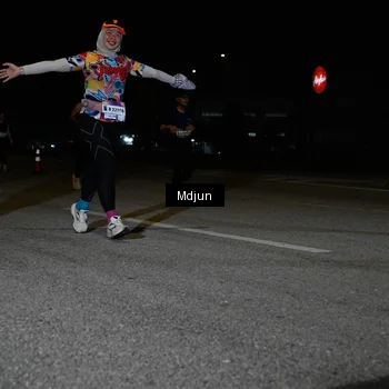 Runner Photo 7446715