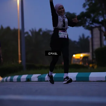 Runner Photo 7446799