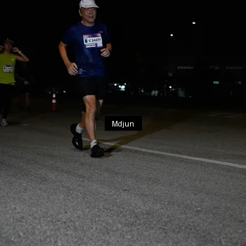 Runner Photo 7446808