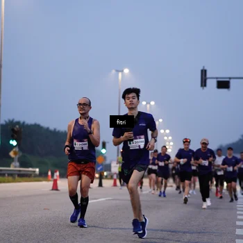 Runner Photo 7446834