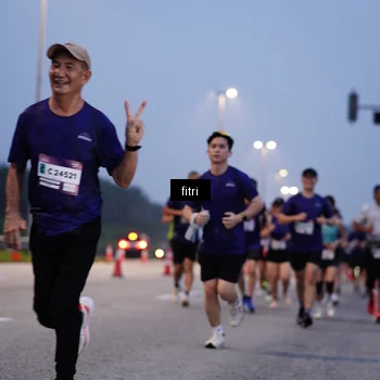 Runner Photo 7446861