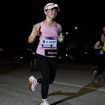Runner Photo 7446875