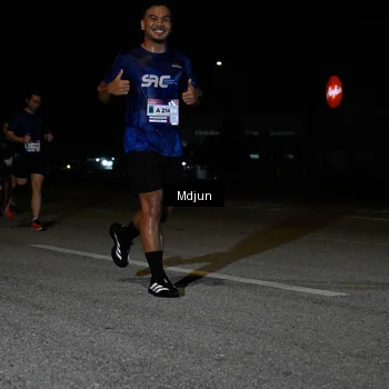 Runner Photo 7446904