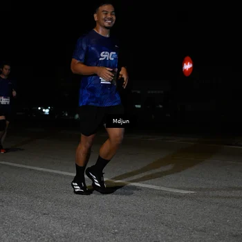 Runner Photo 7446905