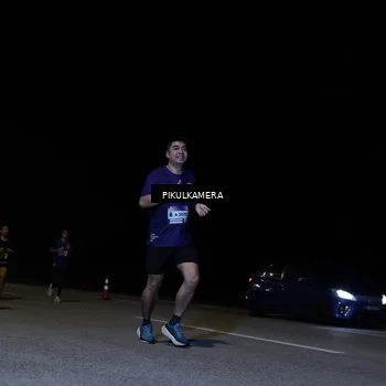 Runner Photo 7446906