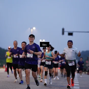 Runner Photo 7446908