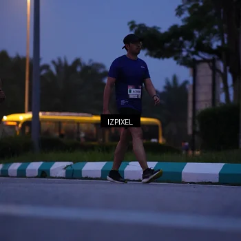 Runner Photo 7446912