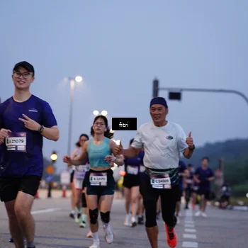 Runner Photo 7446923