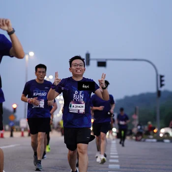 Runner Photo 7446937