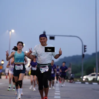 Runner Photo 7446938