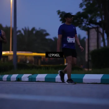 Runner Photo 7446944