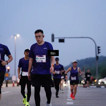 Runner Photo 7446950