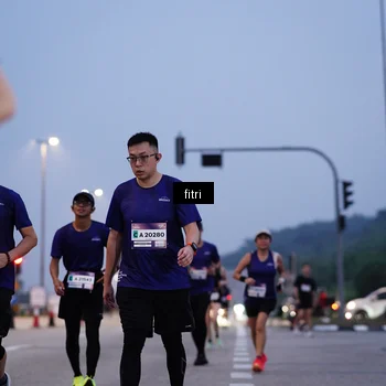 Runner Photo 7446959