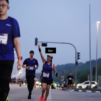 Runner Photo 7446960
