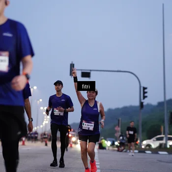 Runner Photo 7446968