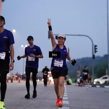 Runner Photo 7446974