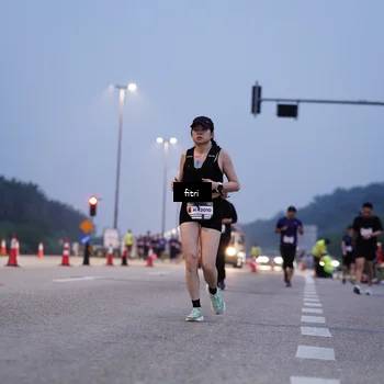 Runner Photo 7446984