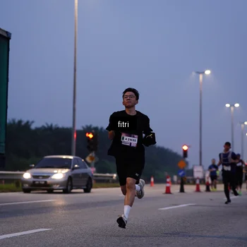 Runner Photo 7446999