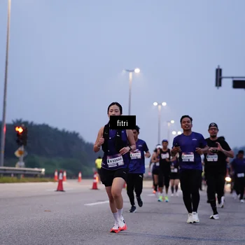 Runner Photo 7447016