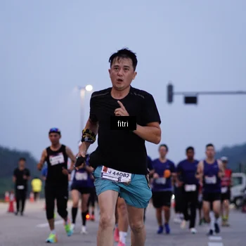 Runner Photo 7447062
