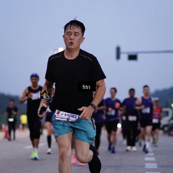 Runner Photo 7447079