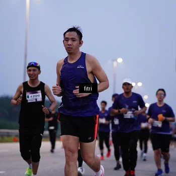 Runner Photo 7447084