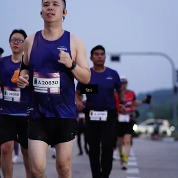 Runner Photo 7447143