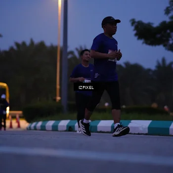 Runner Photo 7447176