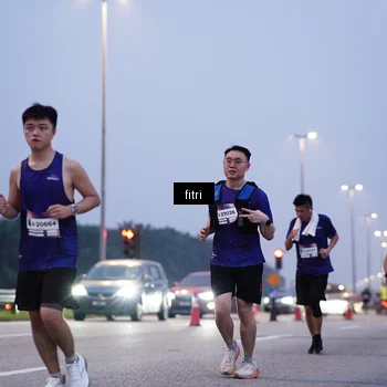 Runner Photo 7447224