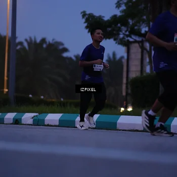 Runner Photo 7447255