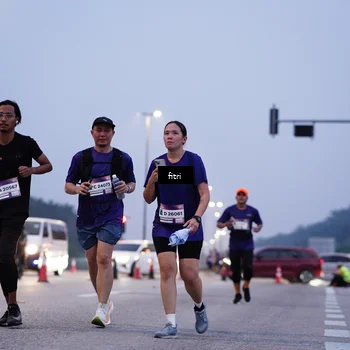 Runner Photo 7447259
