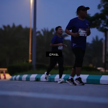 Runner Photo 7447265