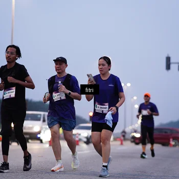 Runner Photo 7447268